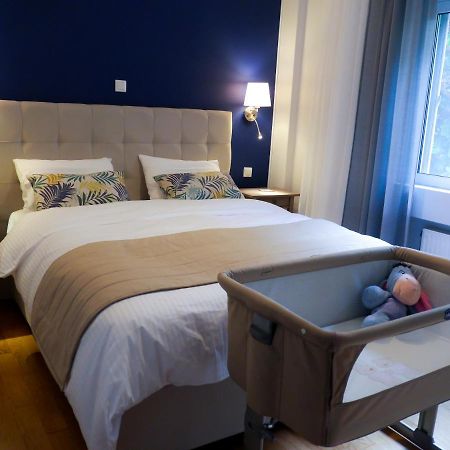 Garden Apartment Next To The Mall -Private Parking Athènes Extérieur photo