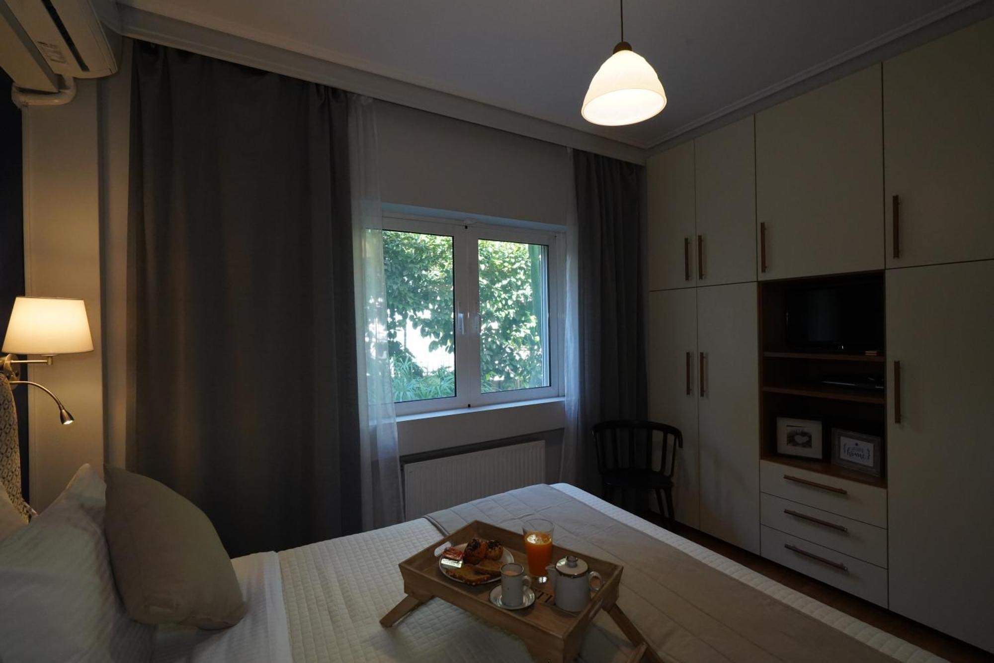 Garden Apartment Next To The Mall -Private Parking Athènes Extérieur photo