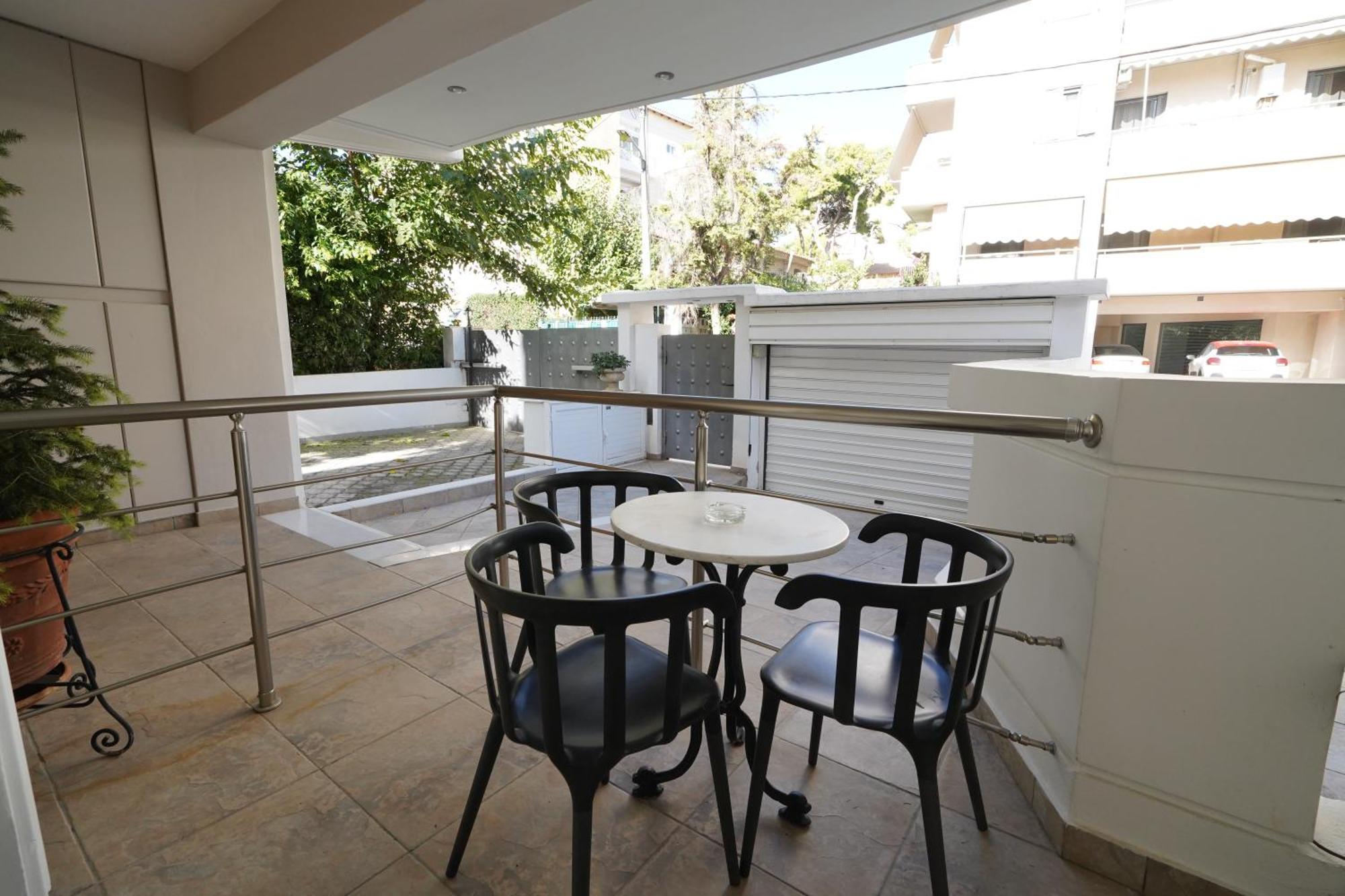 Garden Apartment Next To The Mall -Private Parking Athènes Extérieur photo