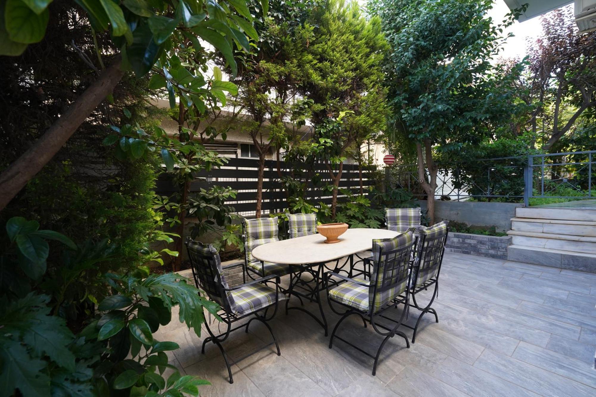 Garden Apartment Next To The Mall -Private Parking Athènes Extérieur photo